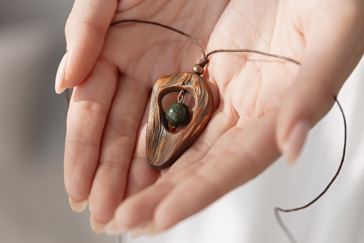 Cedar Wood Amulet with listvenite