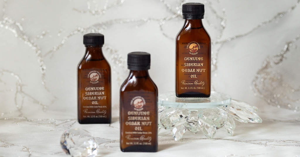Storage guidelines and degradation of cedar nut oil
