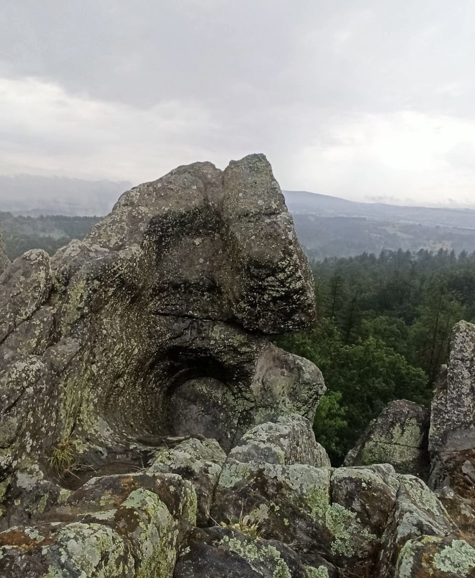 dolmens